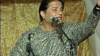 ANUP JALOTA LIVE AISI LAGI LAGAN [upl. by Mohl199]