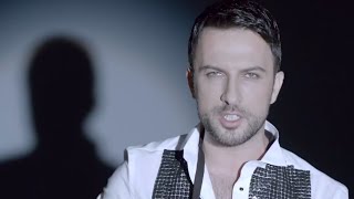 TARKAN feat OZAN ÇOLAKOĞLU  Aşk Gitti Bizden Official Video  Lyrics [upl. by Rann]