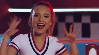 Clipe Boy Chiclete  Larissa Manoela by Birô [upl. by Emoryt]