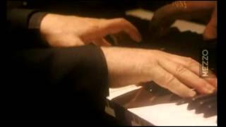 Beethoven Sonata N° 13 Daniel Barenboim [upl. by Anaidirib93]