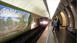 Красивая Московское Метро The Beautiful Stations of Moscow Metro and the Trains Moscow Russia [upl. by Garrik]