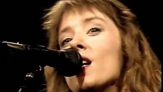 Suzanne Vega  Luka Live on Letterman 1987 [upl. by Tham]