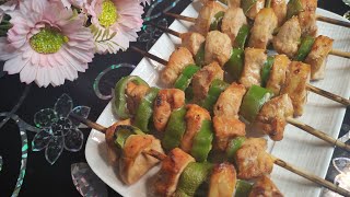 Brochettes de poulet au four  Recette ultra simple [upl. by Eedak]