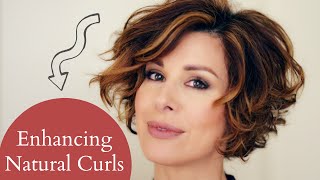 HOW TO STYLE LAYERED SHORT NATURAL CURLY HAIR  Dominique Sachse [upl. by Alessig]