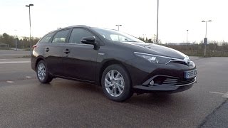 2016 Toyota Auris Touring Sports 18 VVTi Hybrid Icon StartUp and Full Vehicle Tour [upl. by Ludmilla]